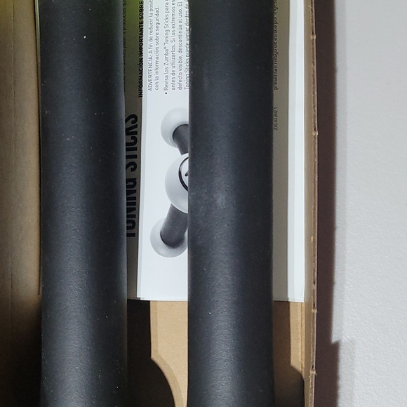 Zumba Exhilarate Body Shaping System - Picture 3 of 8